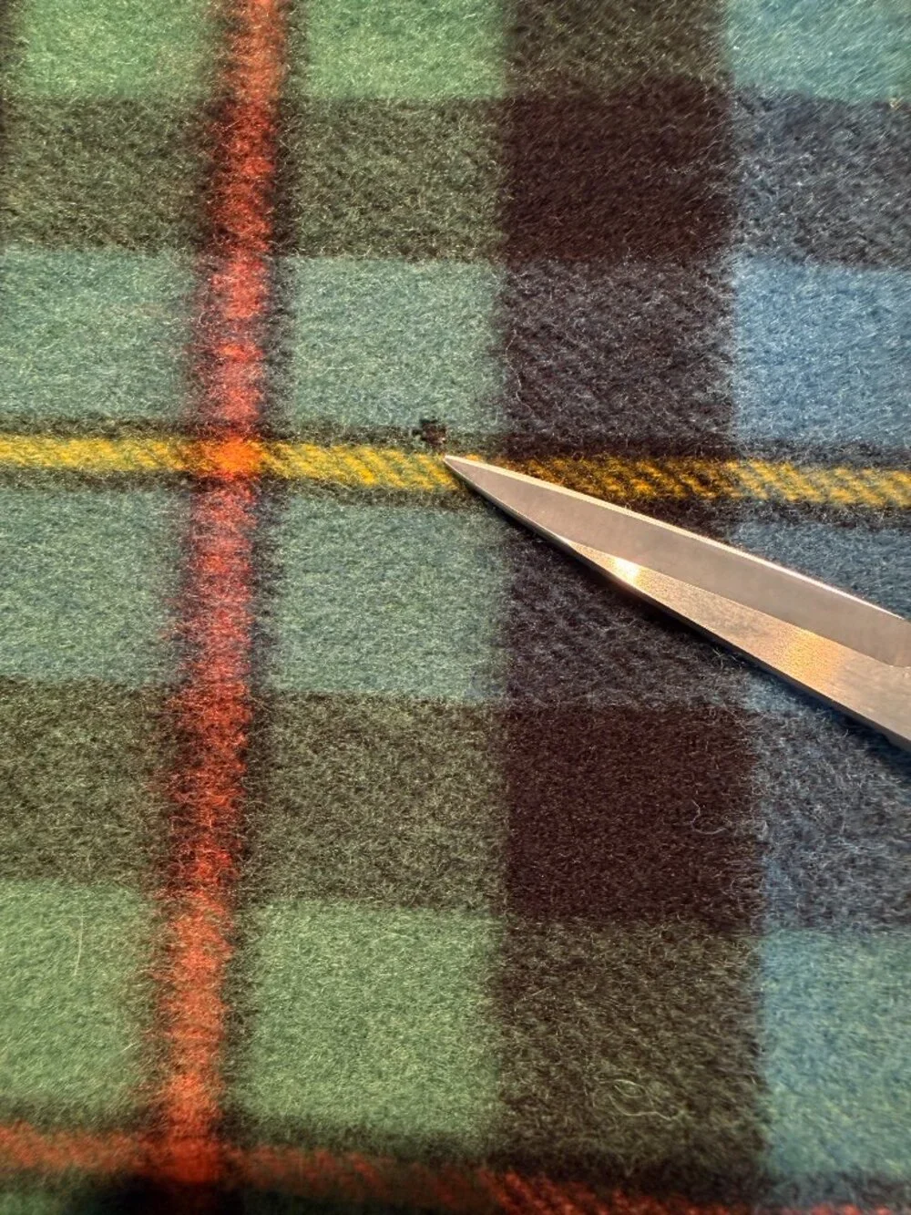 Moon Merino Lambswool Fringed Tartan Scarf Blue Green Black Plaid 11x54